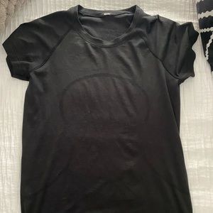 Lululemon swiftly tech top
